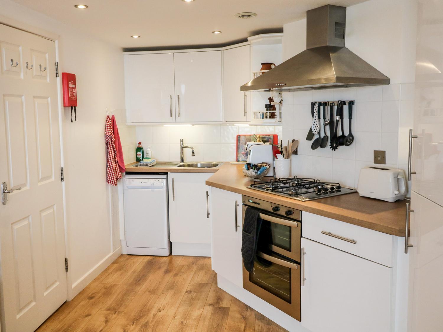 10 Oceanside Apartment Ilfracombe Luaran gambar